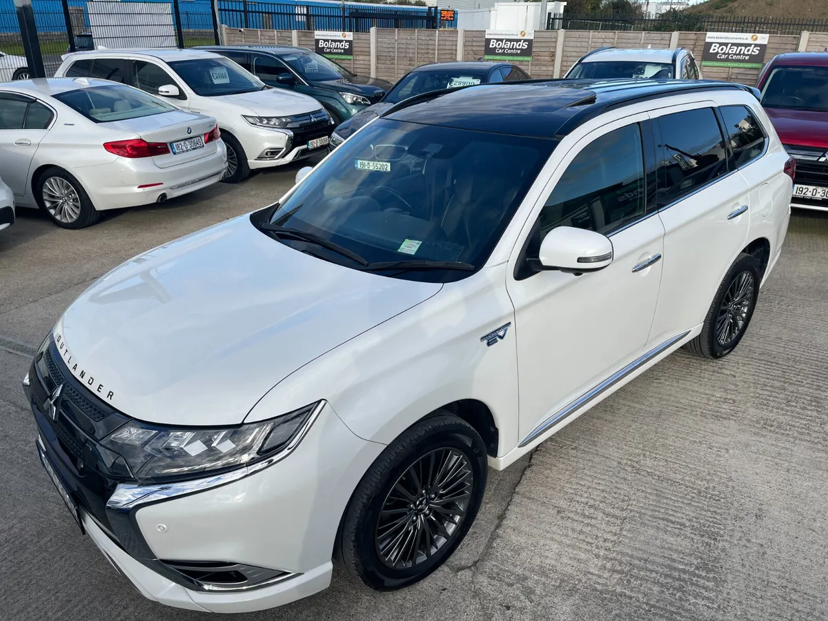 192 Mitsubishi Outlander Hybrid 2.4 Phev S-Edition - Image 4