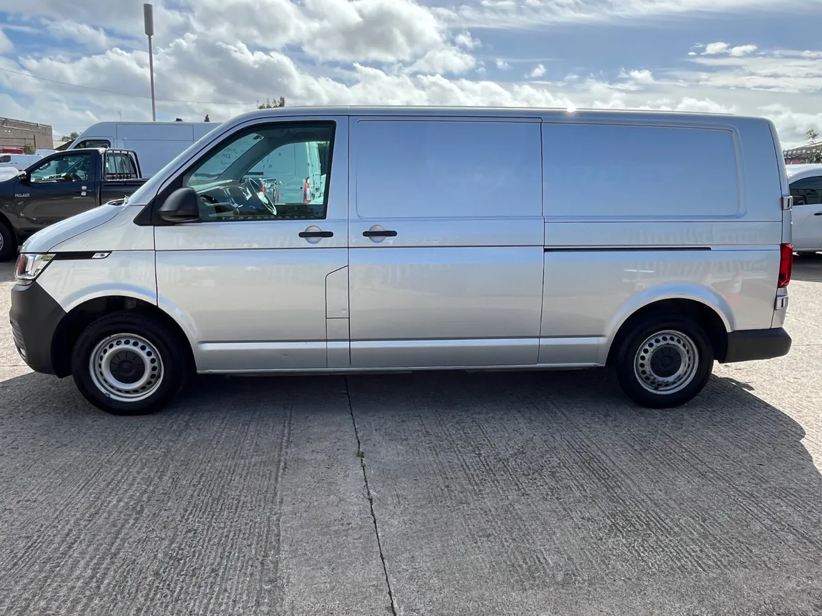 Volkswagen Transporter 2020 4MOTION - Image 3