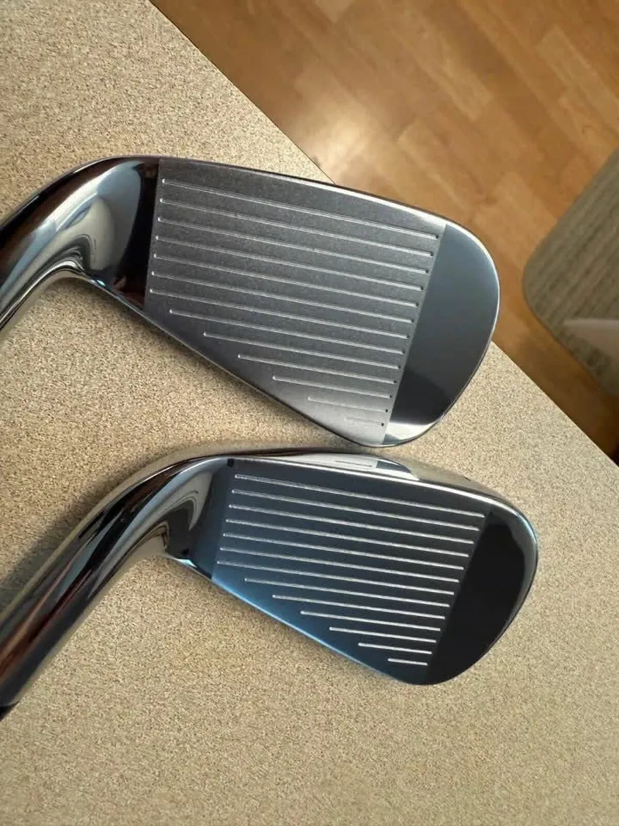 Callaway Elyte irons 4-PW stiff - Image 4