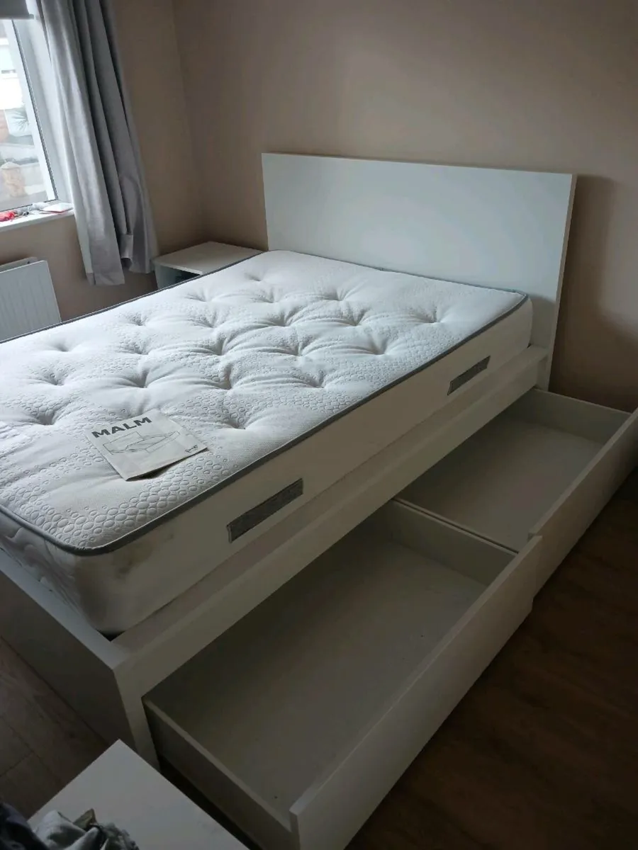 Bedroom set - Image 3