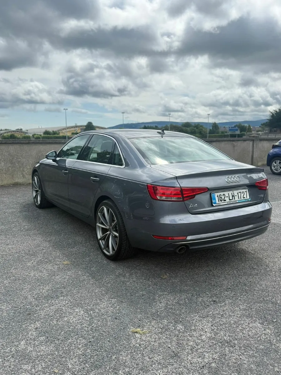 Audi A4 2016 - Image 2