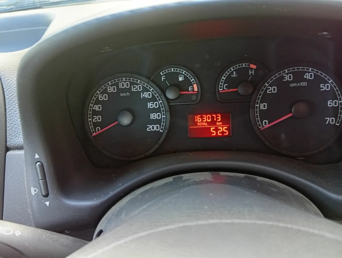 Fiat Punto 2005 - Tax/NCT - Image 4