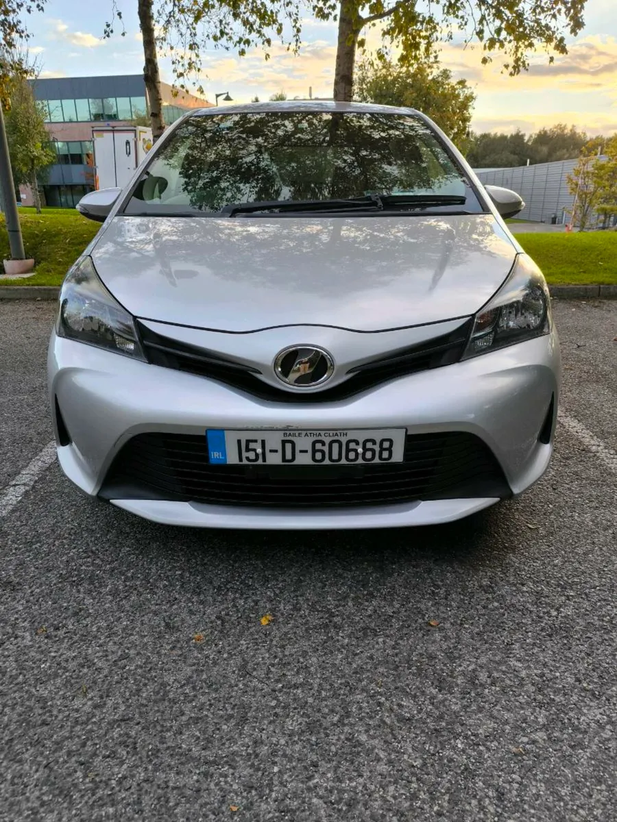 €7850 Toyota Vitz Yaris 1.0 Auto 5dr - Image 2
