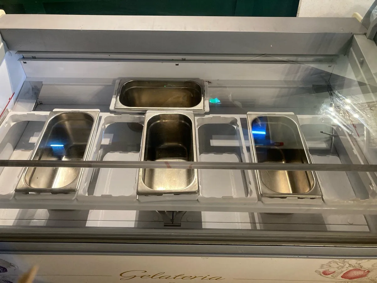 Ice Cream Display Fridge - Image 3