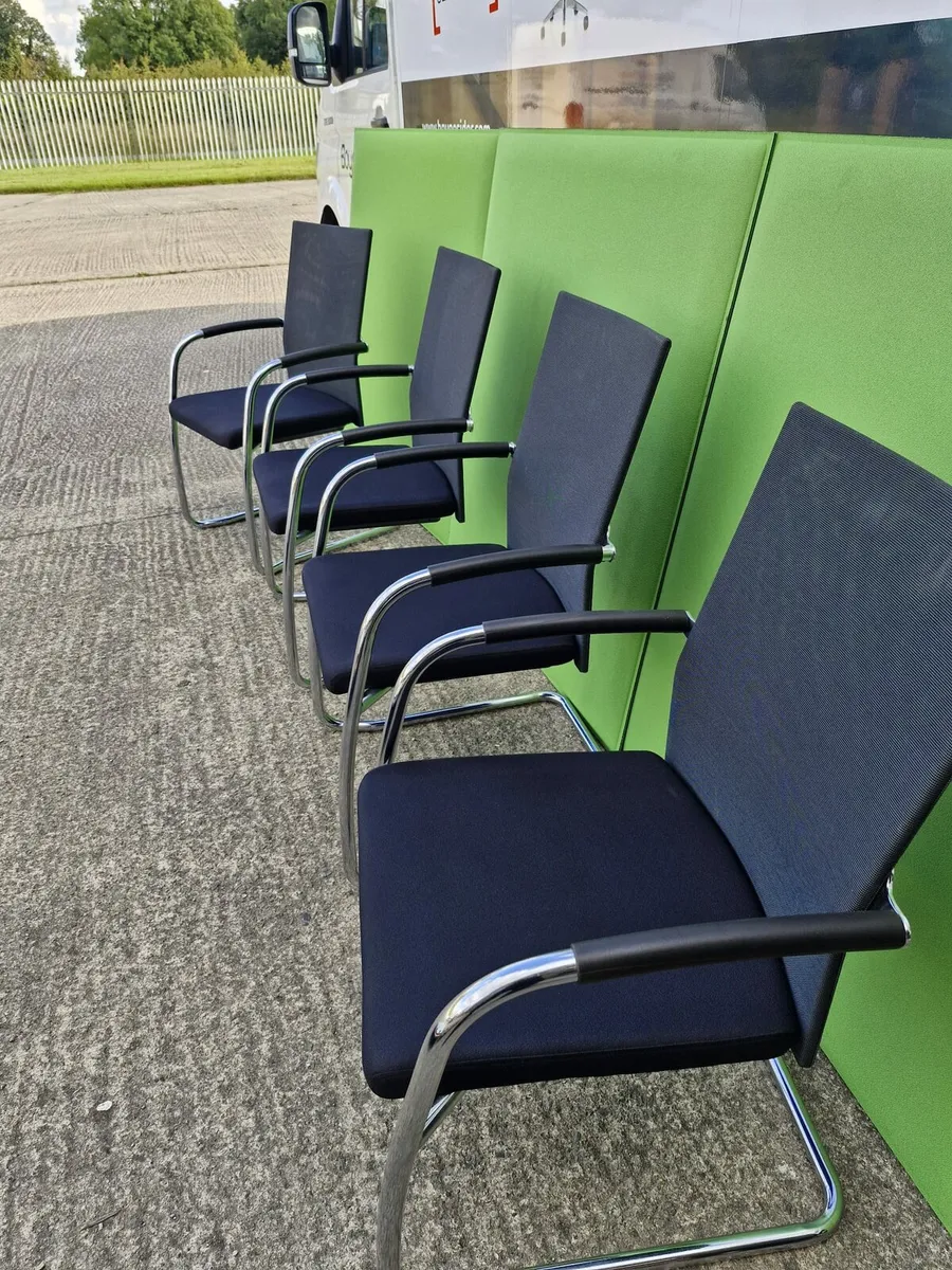 Office chairs - Image 2