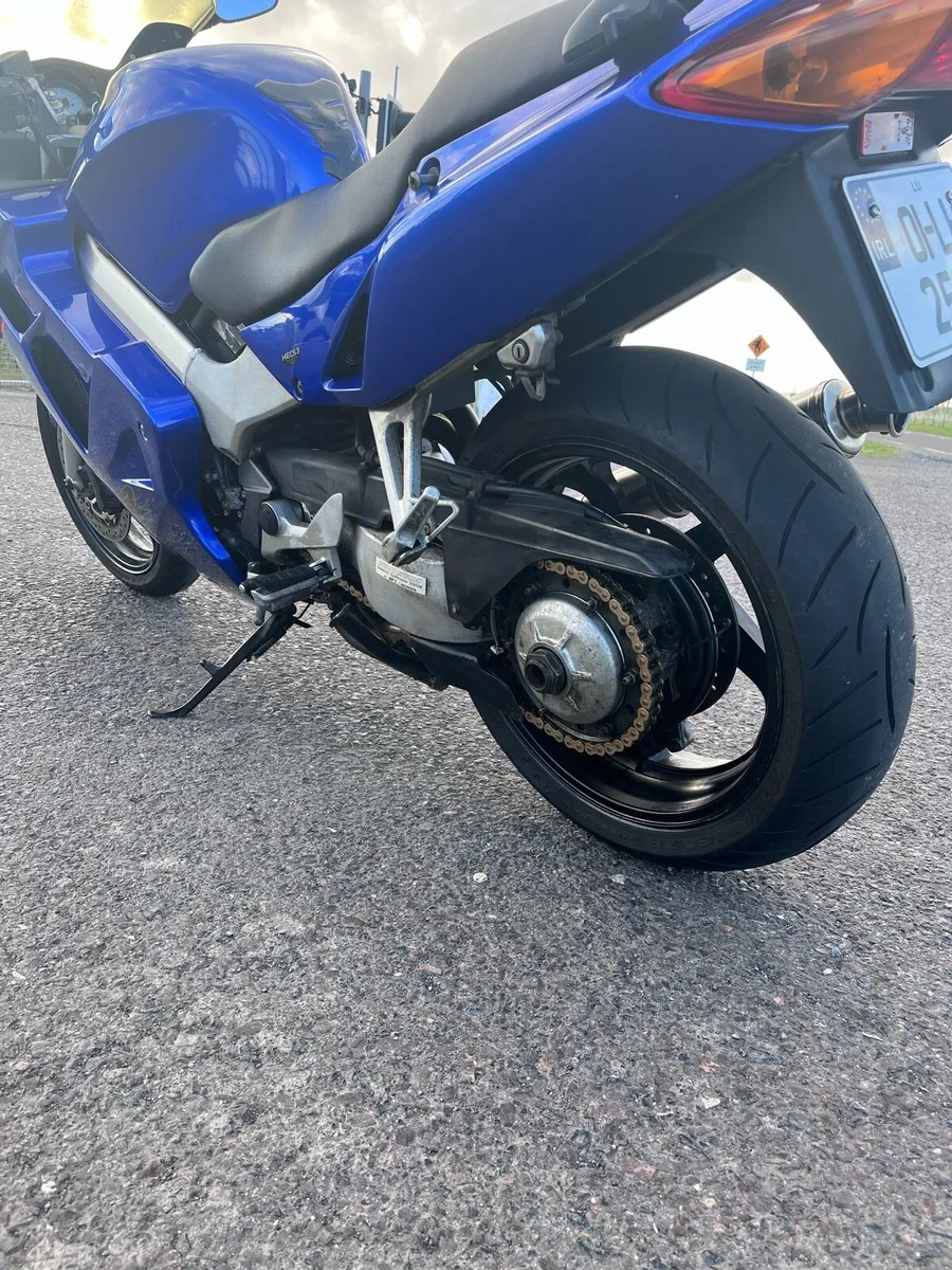 Honda VFR - Image 4