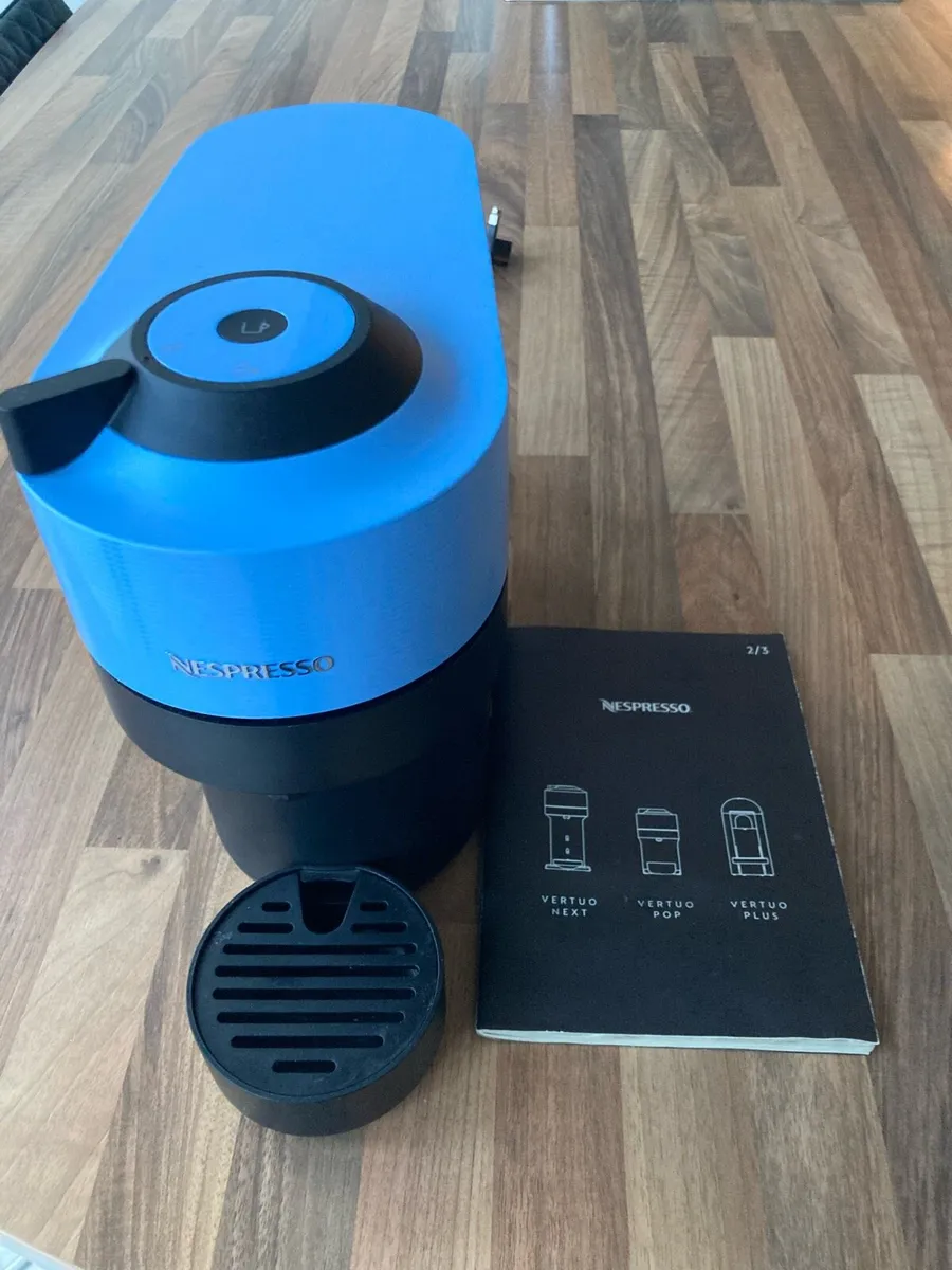 Nespresso berry I pop coffee machine - Image 1