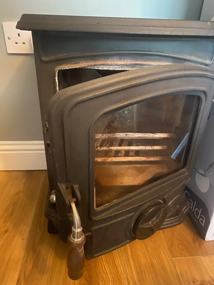 Stove - Image 2