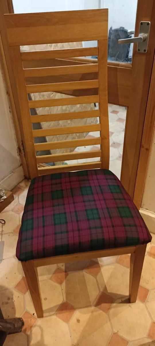 Pair of Oak Dining Chairs - Image 1