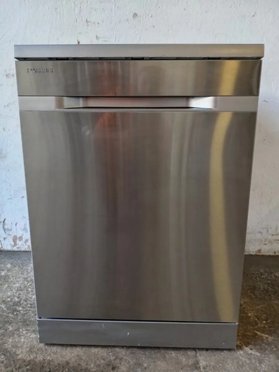 Dishwasher - Image 1