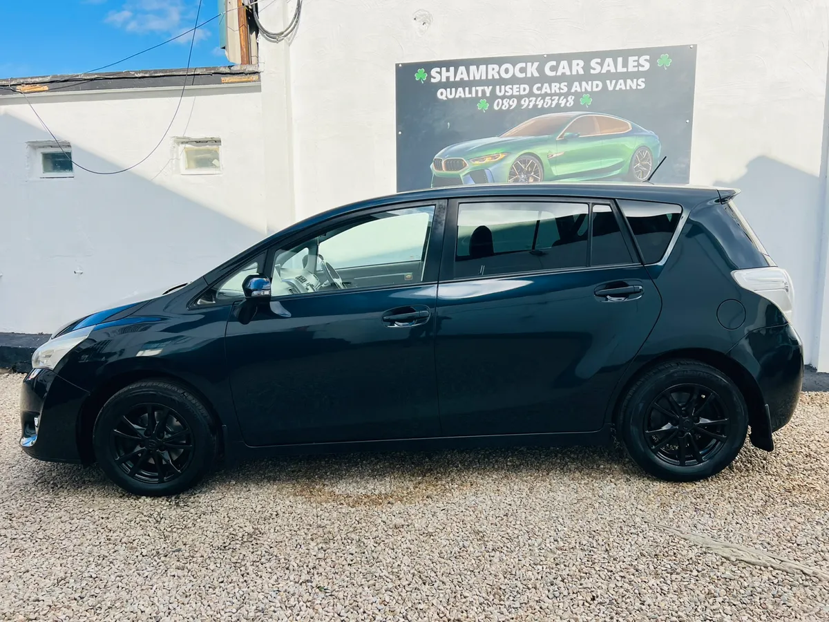 2014 Toyota Verso 1.6 D4d Luna *7 seater* - Image 2