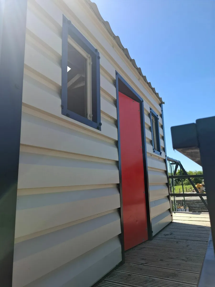Playhouse - Image 4