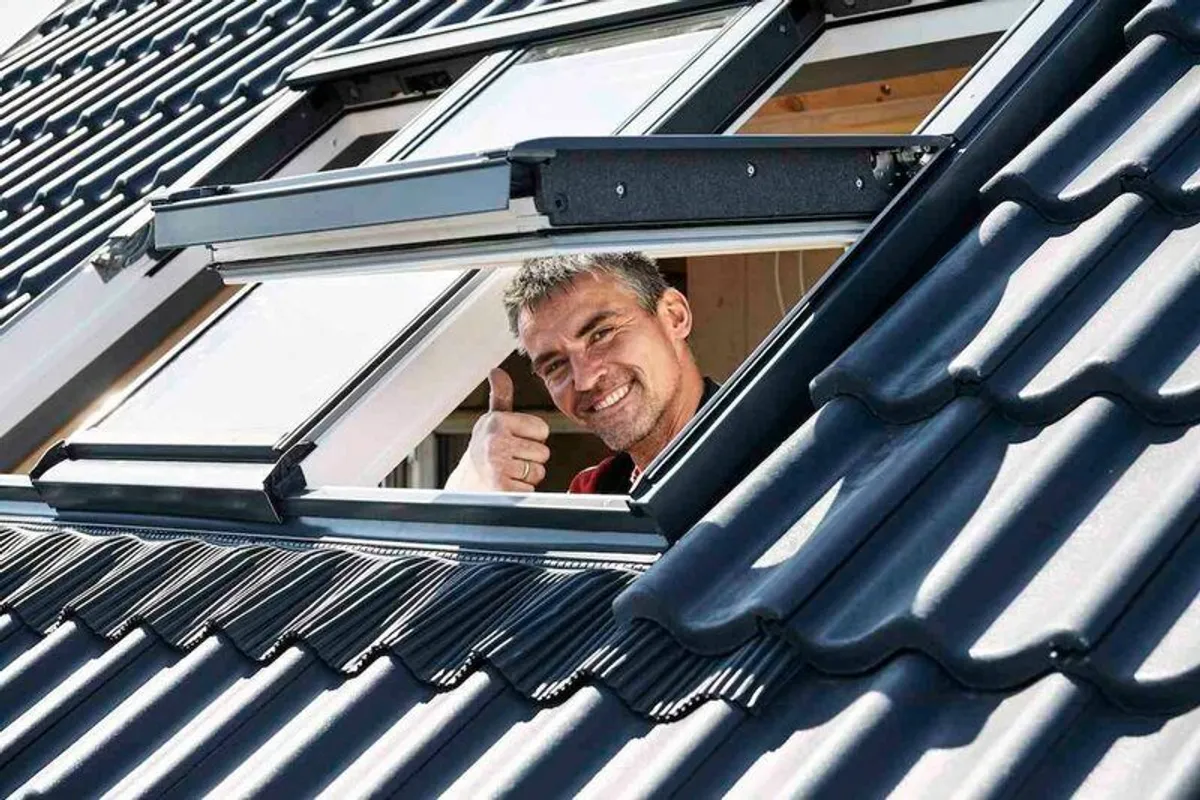 Velux windows & remote controls - Image 2
