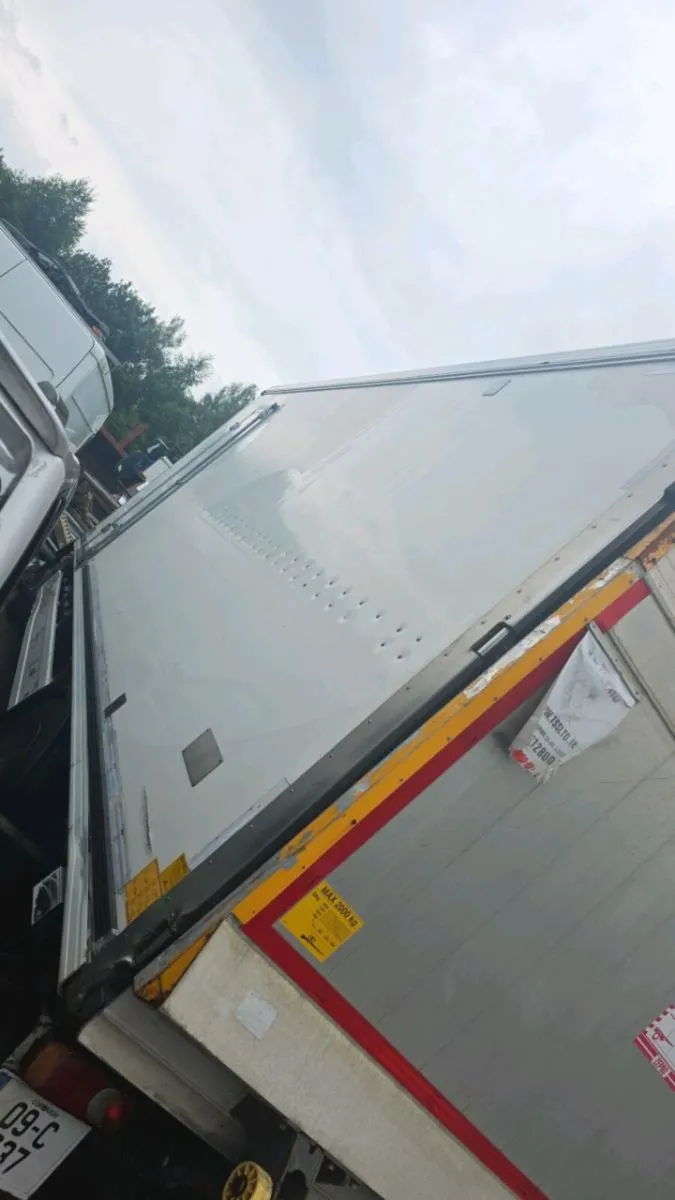 09 DAF - Image 4
