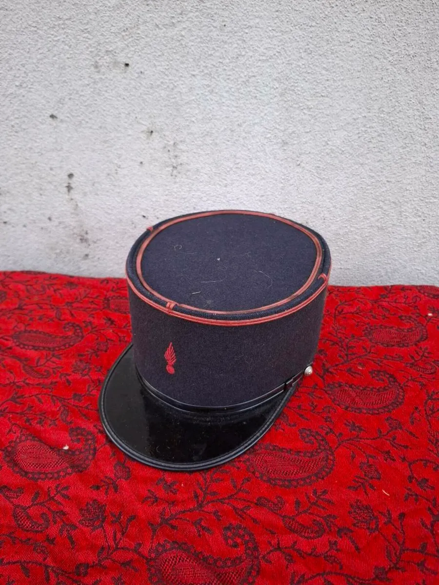 Old french fire fighter cap - Image 1