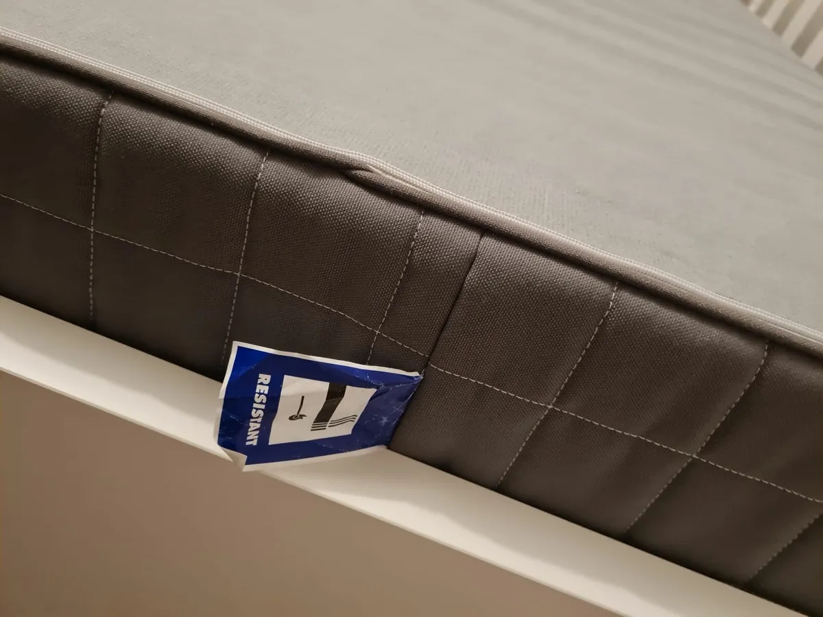 Free Mattress - Image 2
