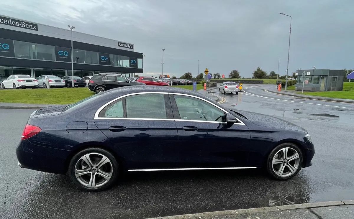 Mercedes-Benz E-Class 2017 - Image 3