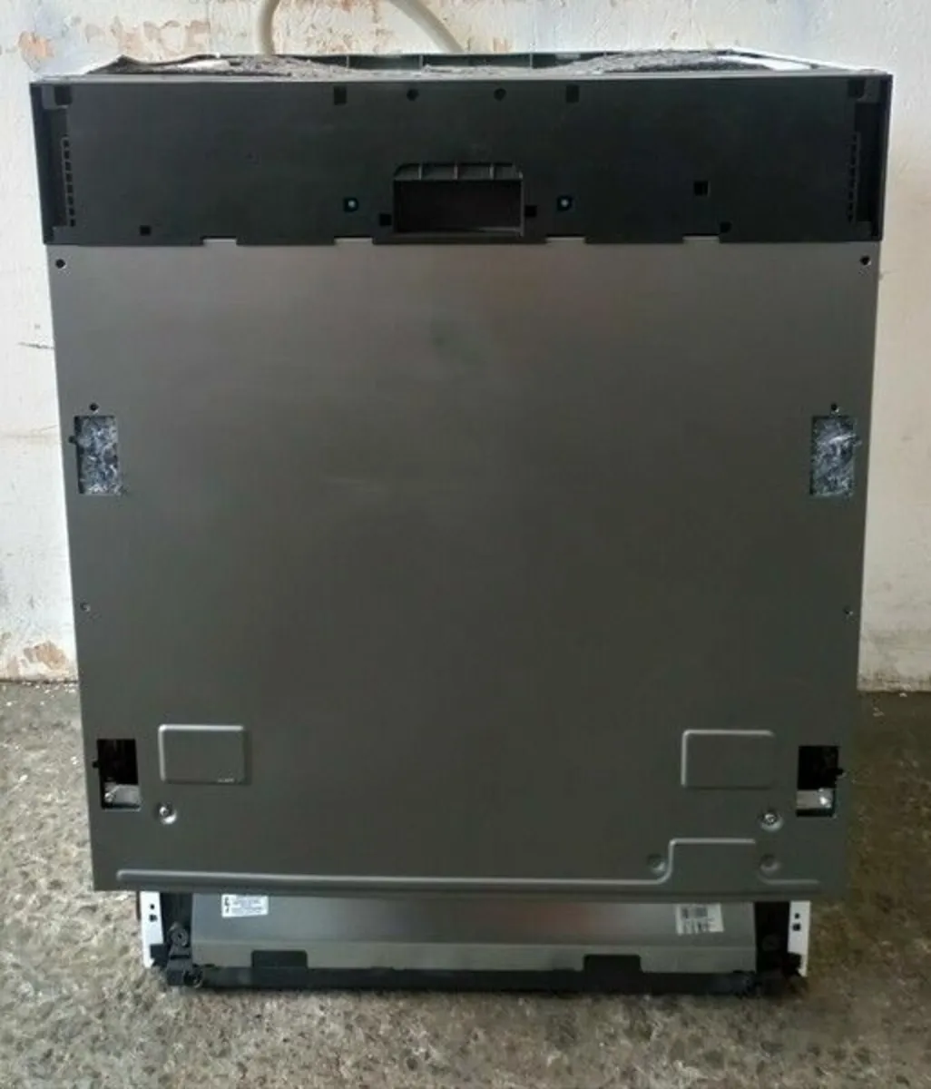 Dishwasher Integrated Ex-Display - Image 1