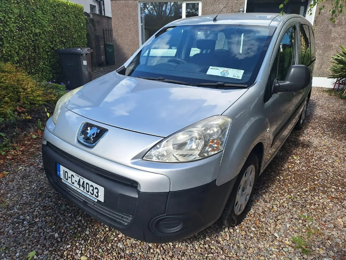 Wheelchair Accessible Peugeot Partner - Image 2