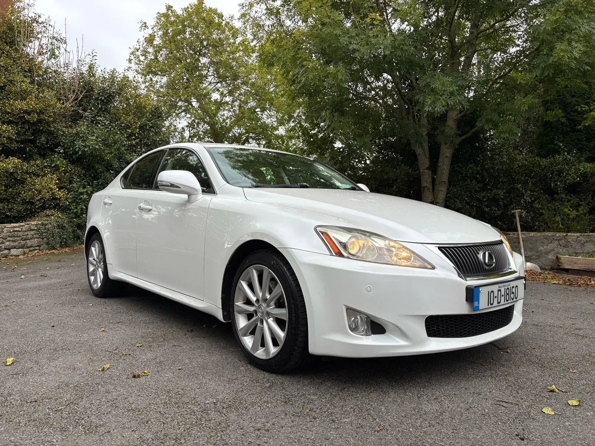 2010 Lexus IS250 **Pearl White immaculate** - Image 1