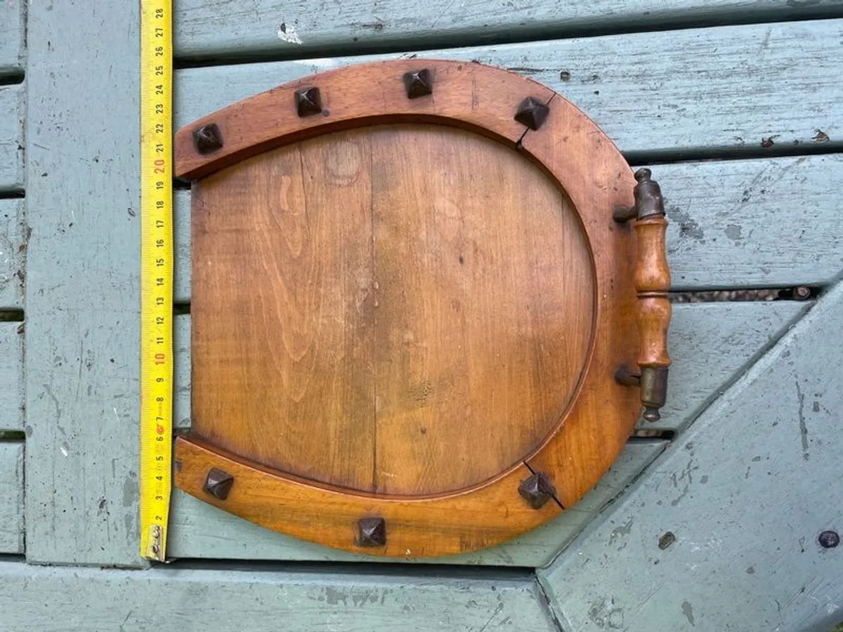Vintage wooden horseshoe tray - Image 1