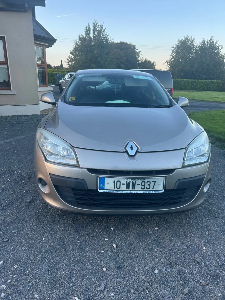 Renault Megane 2010 - Image 1