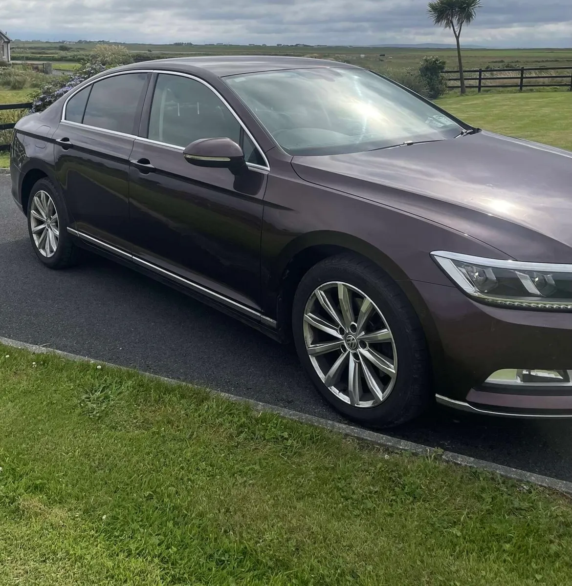 Volkswagen Passat HL/HLINE AUTO BE 150BP - Image 2