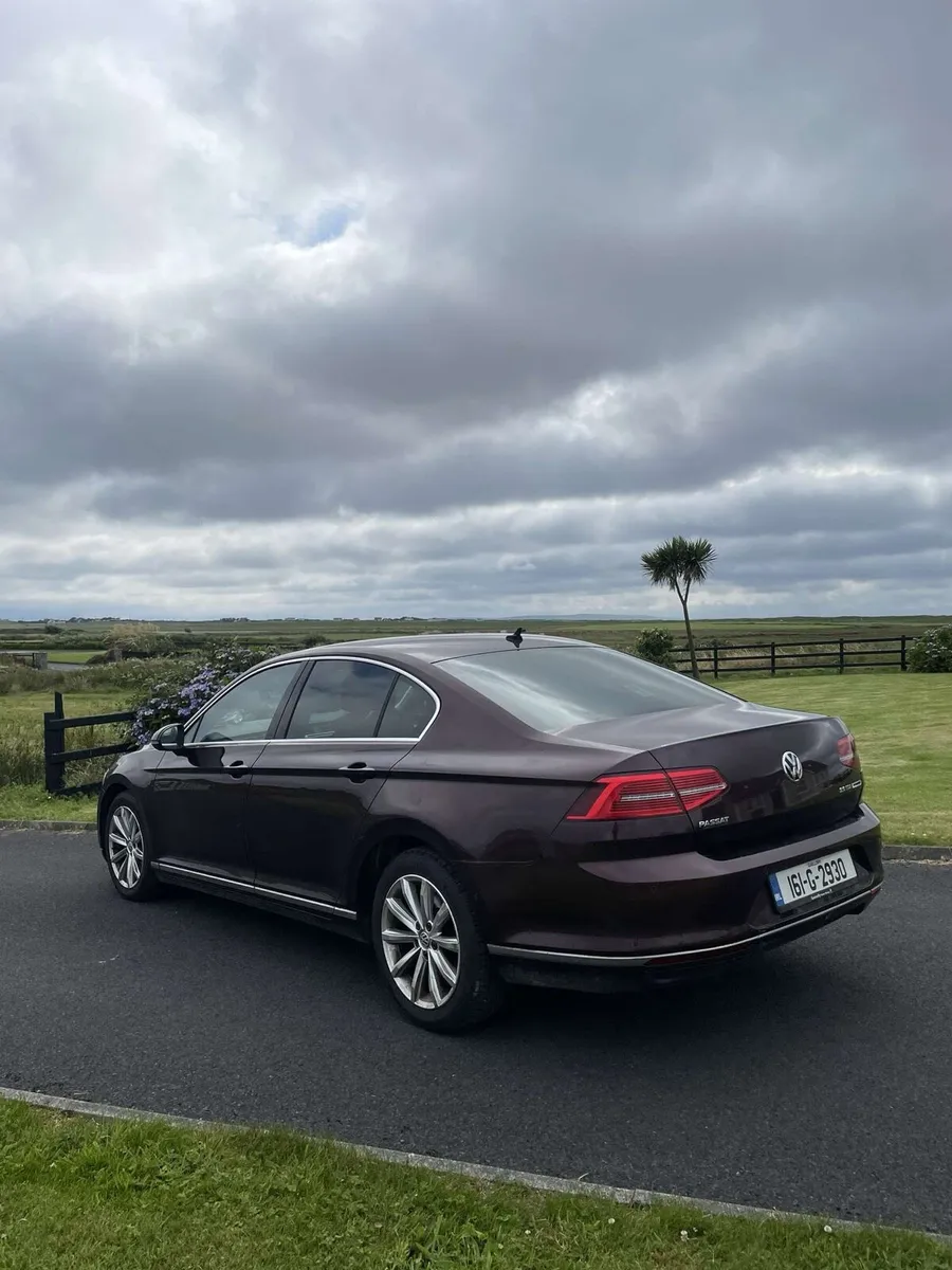 Volkswagen Passat HL/HLINE AUTO BE 150BP - Image 4