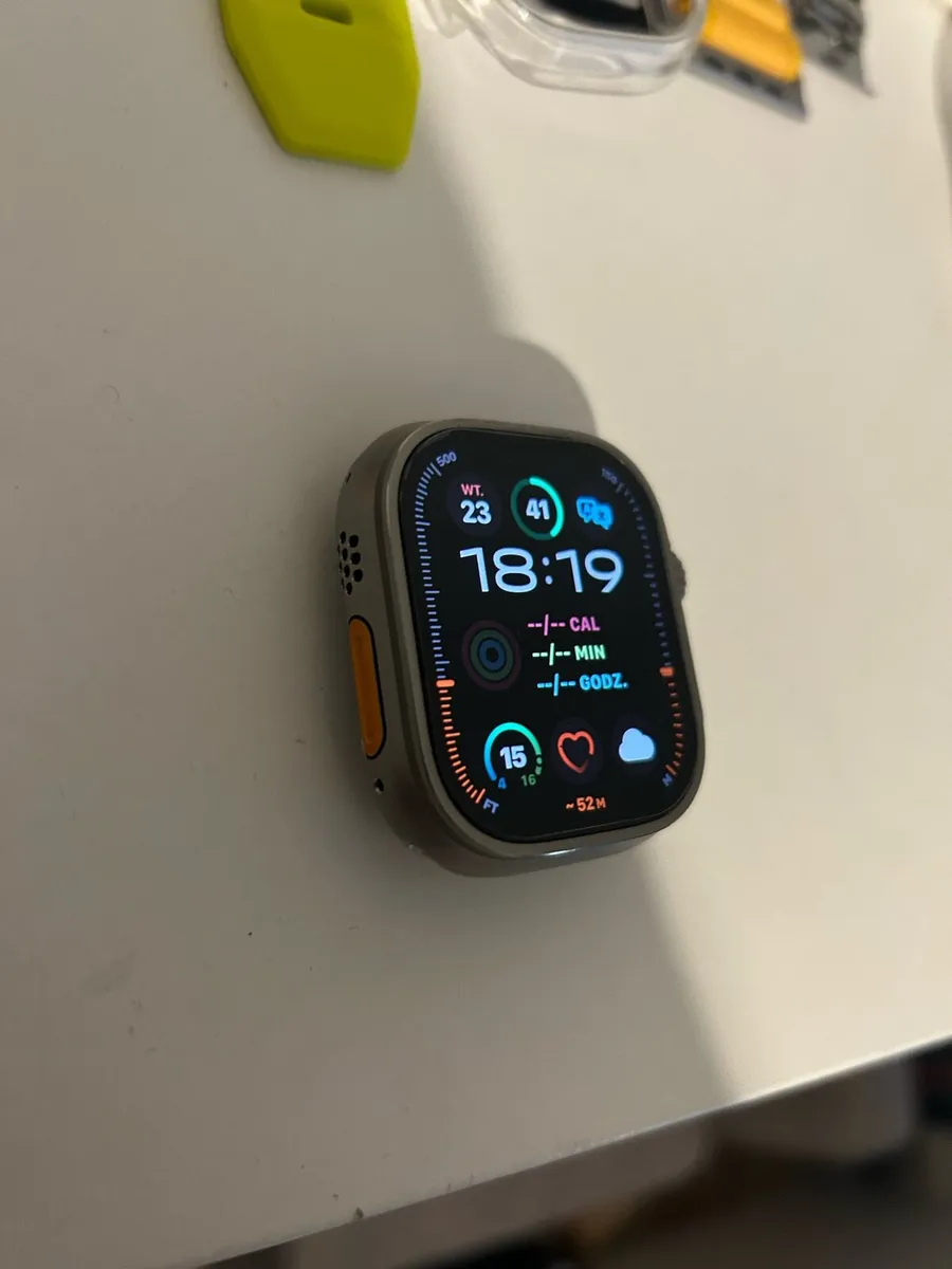 Apple Watch Ultra 2 - Image 4