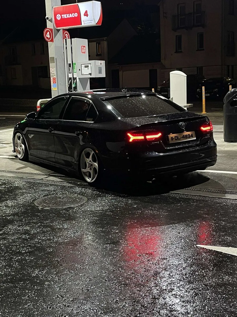 Hybrid mk6 Jetta - Image 3