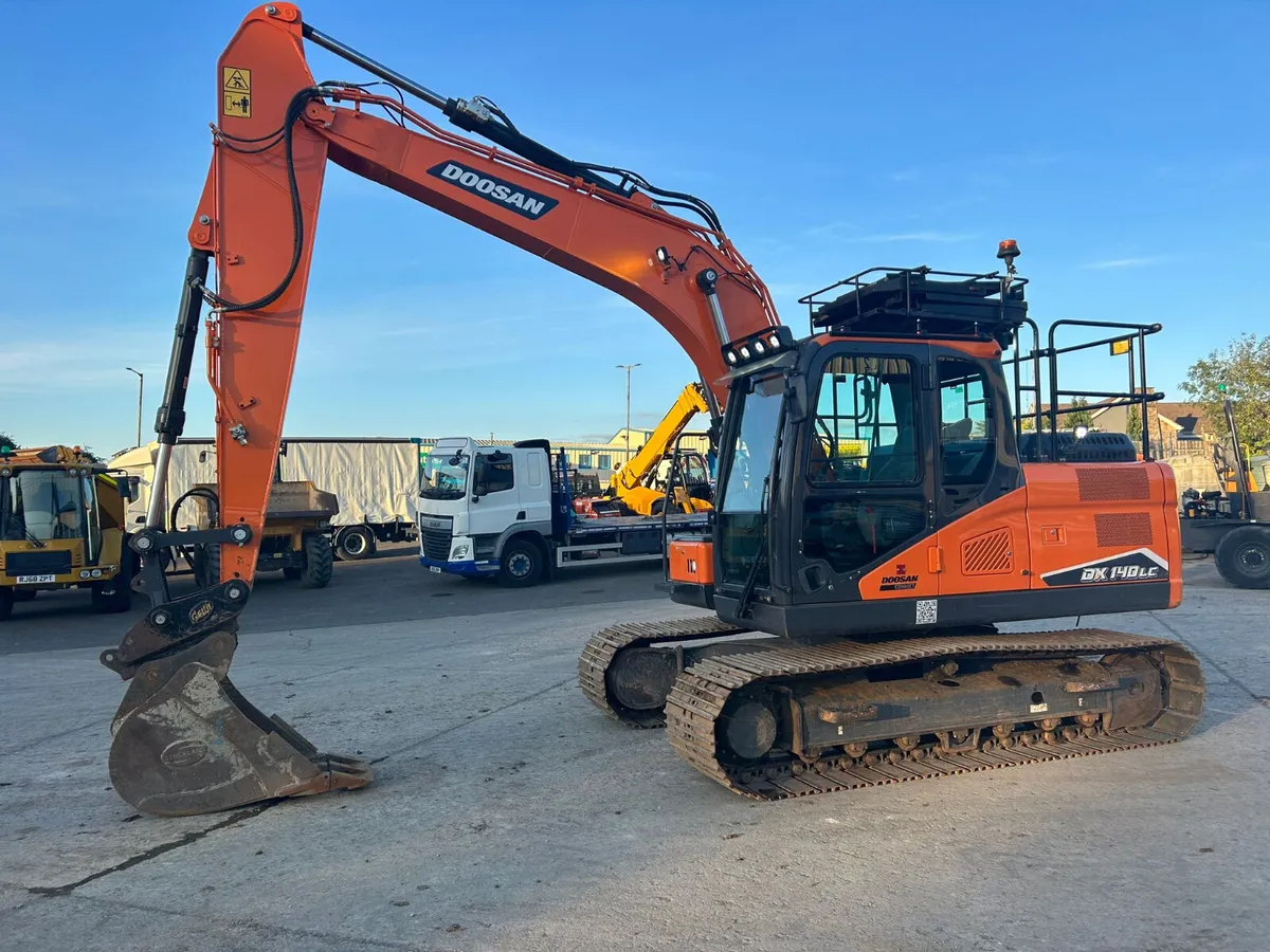 2022 Doosan DX140 LC-7 ( New Model ) - MULLANS - Image 1