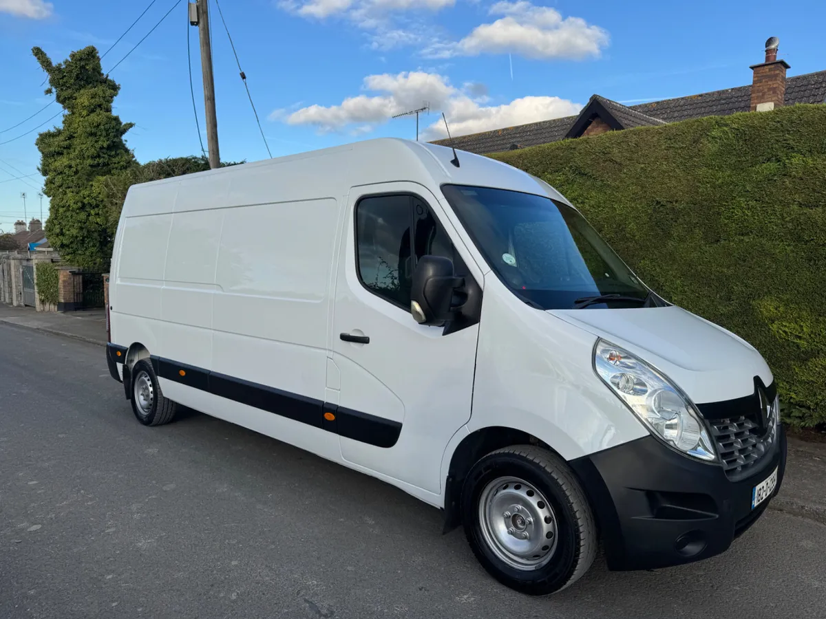 Renault Master lwb low mileage - Image 1