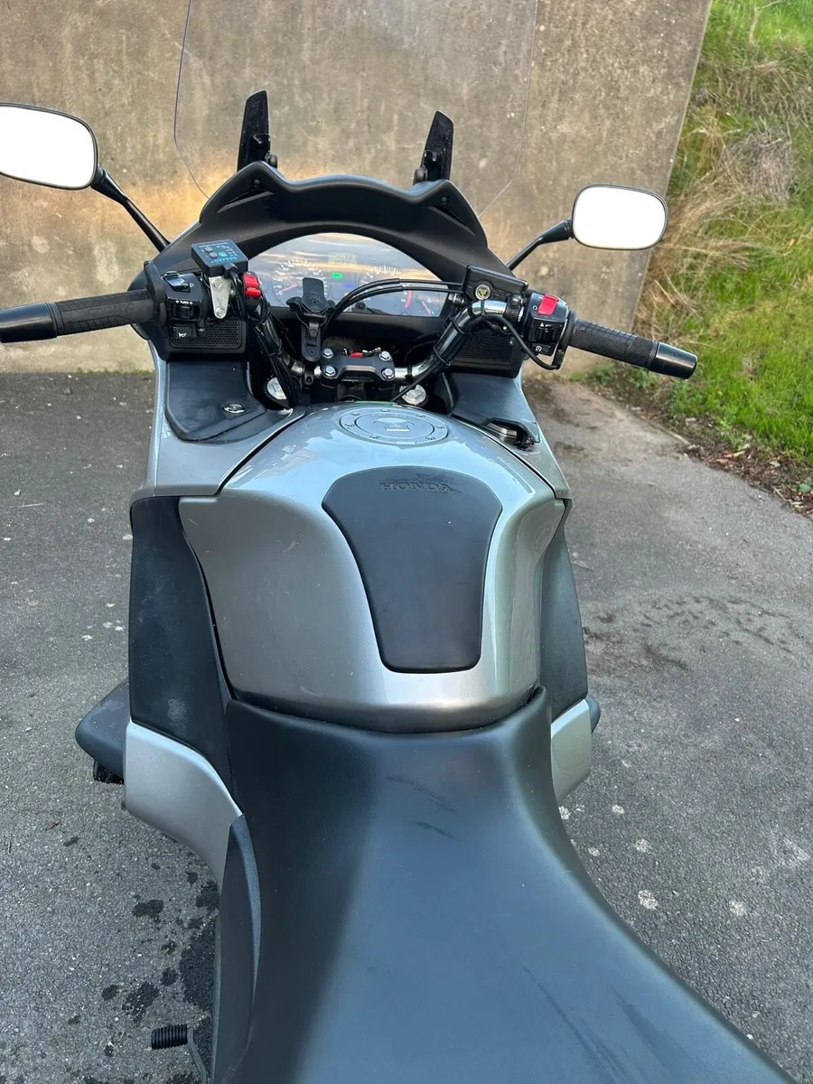 Honda Deauville 700 - Image 3