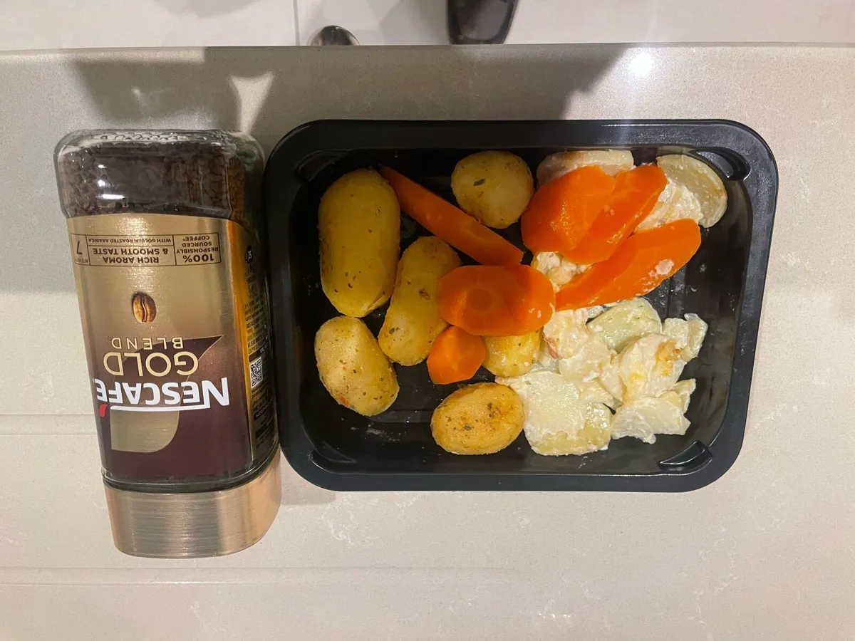 100% Compostable Plastic Cups & Trays - Image 3