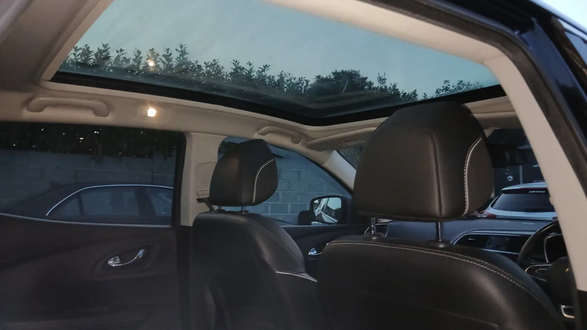 2016 RENAULT KADJAR  SUV - Image 4