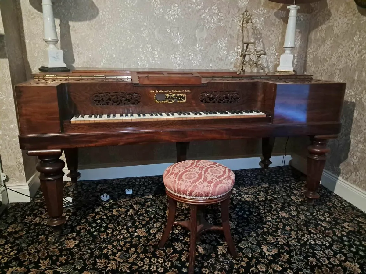 Antique Piano - Image 3