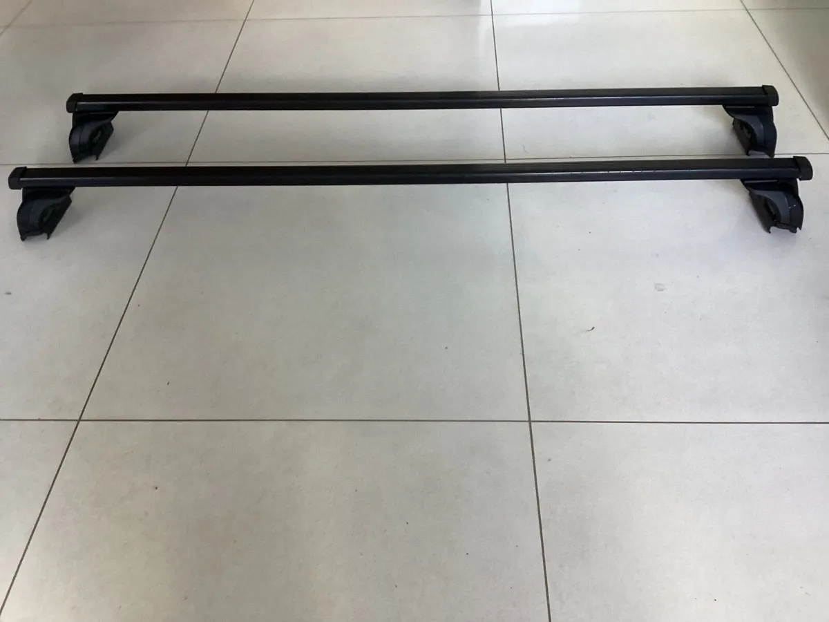 Thule roof bars