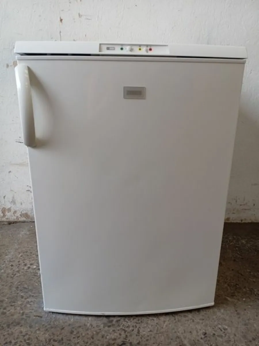 Freezer Undercounter - Image 1