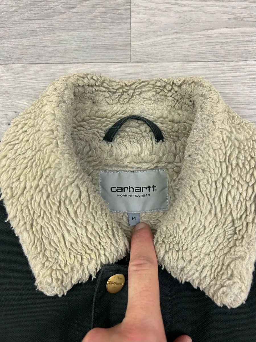 Carhartt Phoenix Sherpa Lined Chore Jacket Medium - Image 4