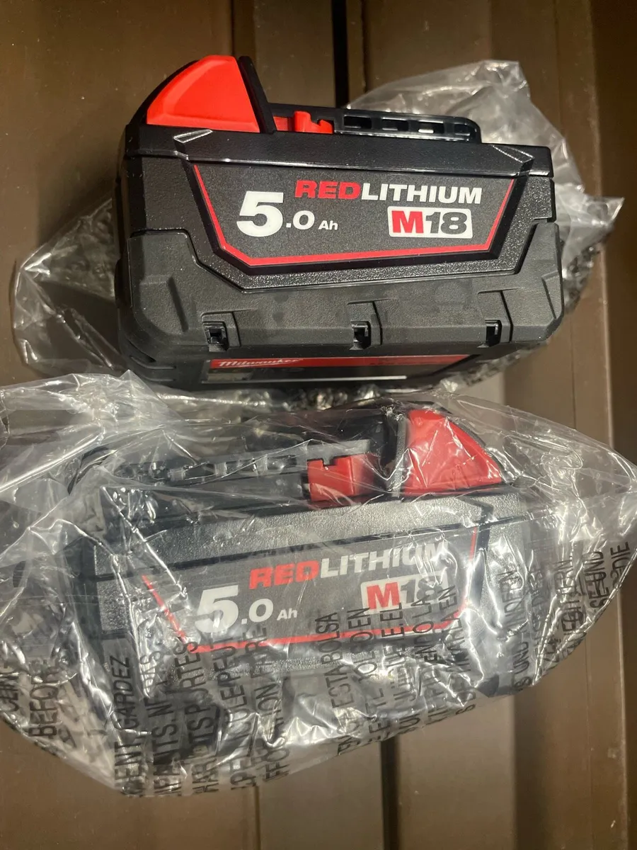 Milwaukee 5ah x2 new - Image 1