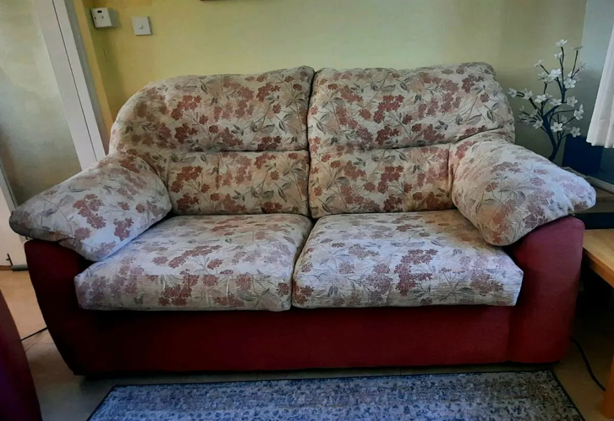 2 seater couch / sofa - Image 1