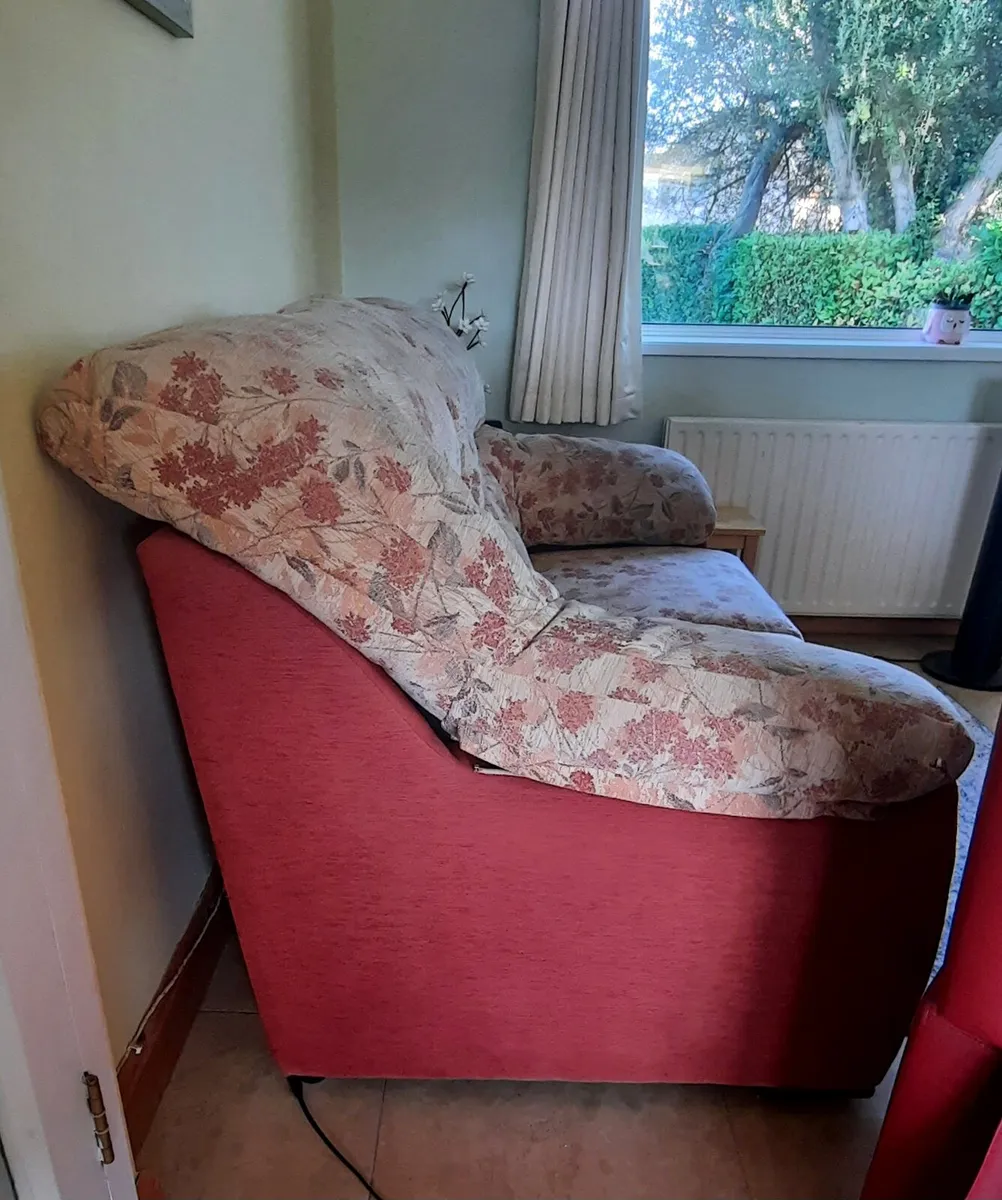 2 seater couch / sofa - Image 2