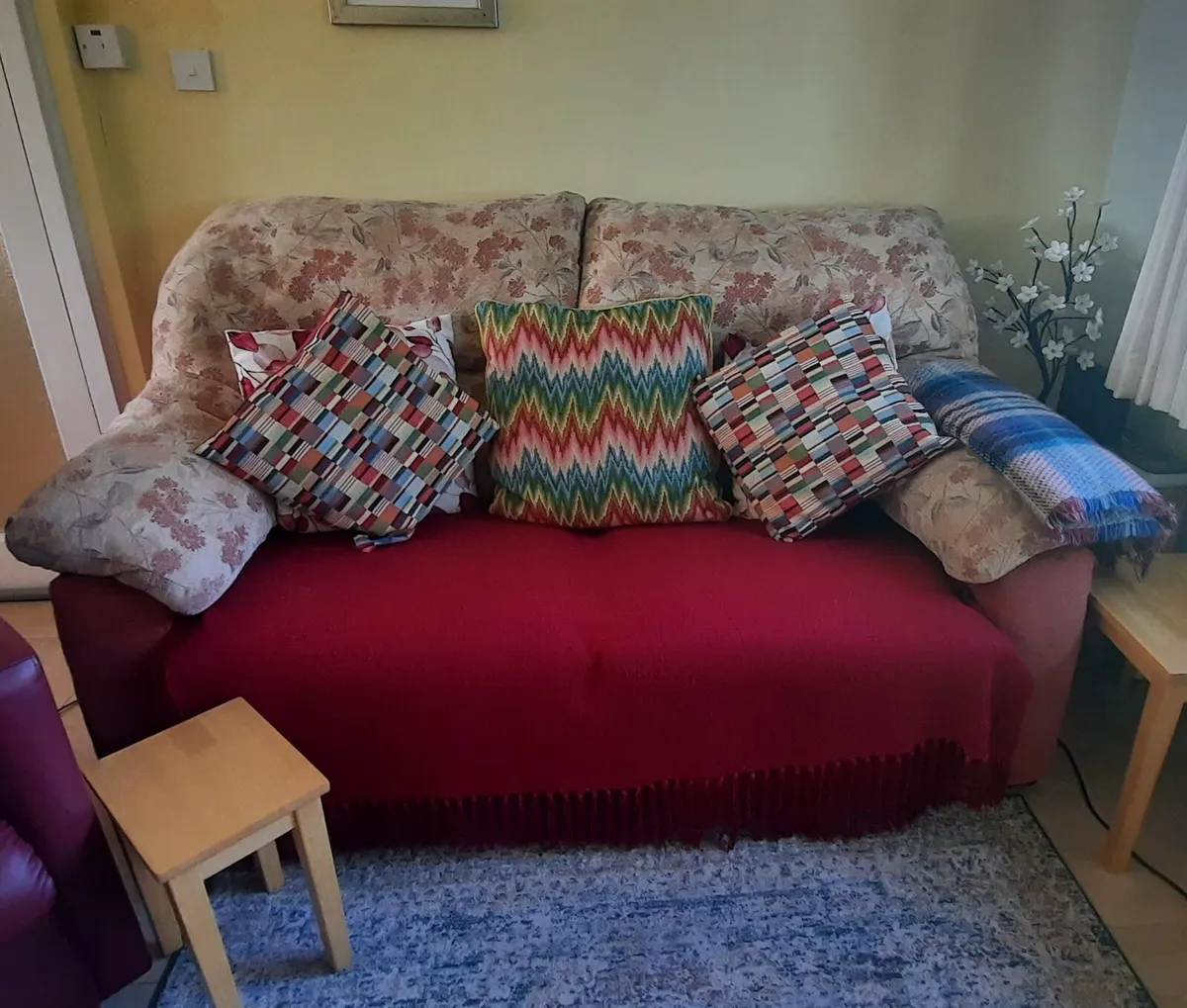 2 seater couch / sofa - Image 4
