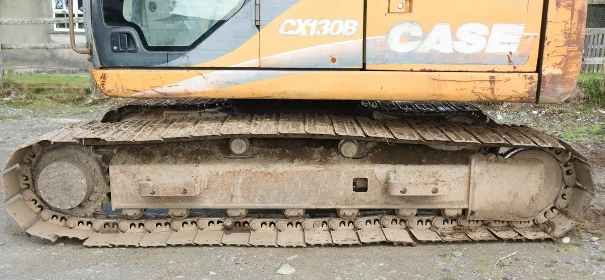 JCB - Image 3