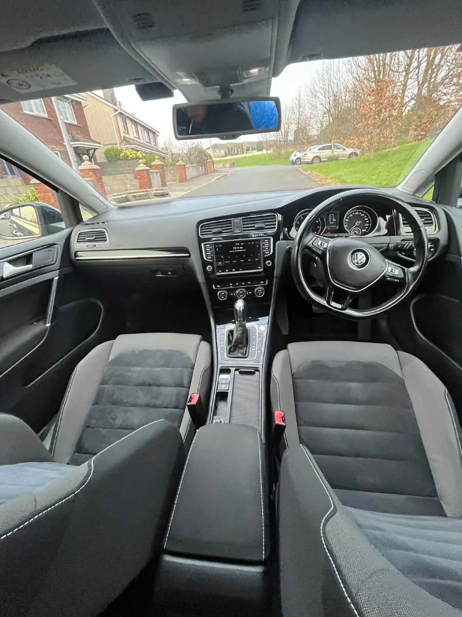 Volkswagen Golf 2015 - Image 2