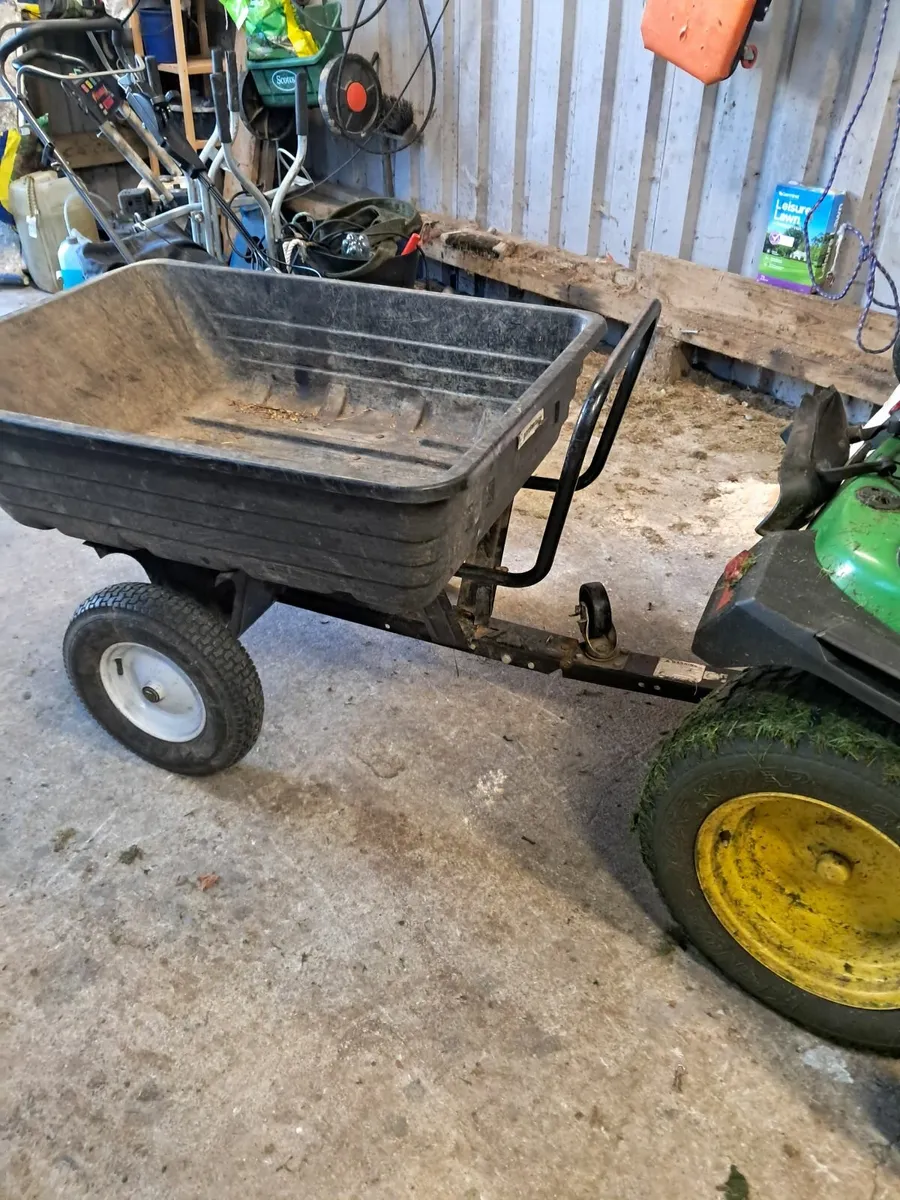 Tipping trailer - Image 1
