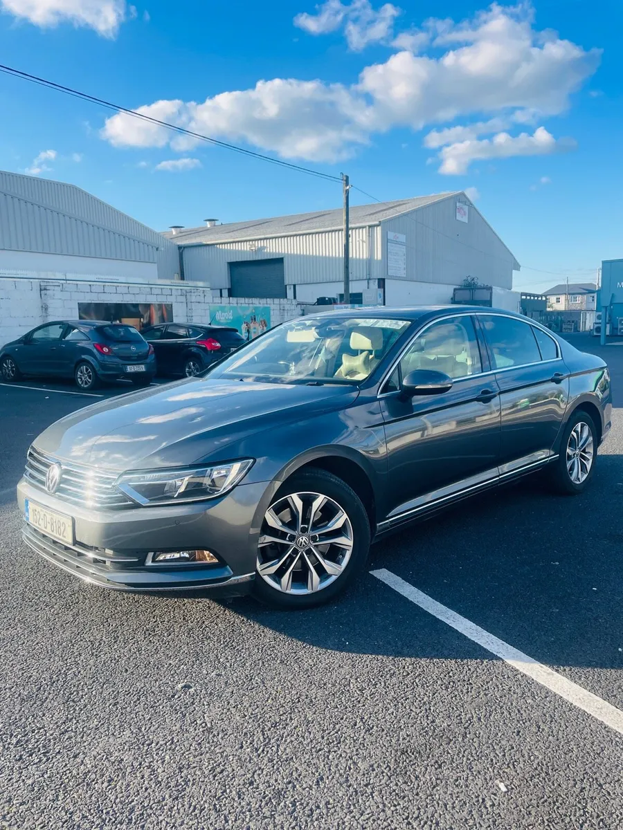 Volkswagen Passat 1.6TDI AUTOMATIC - Image 1