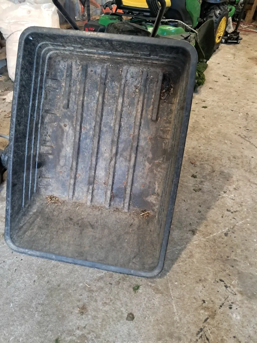 Tipping trailer - Image 2