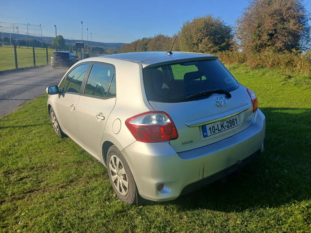 2010 Toyota auris - Image 4