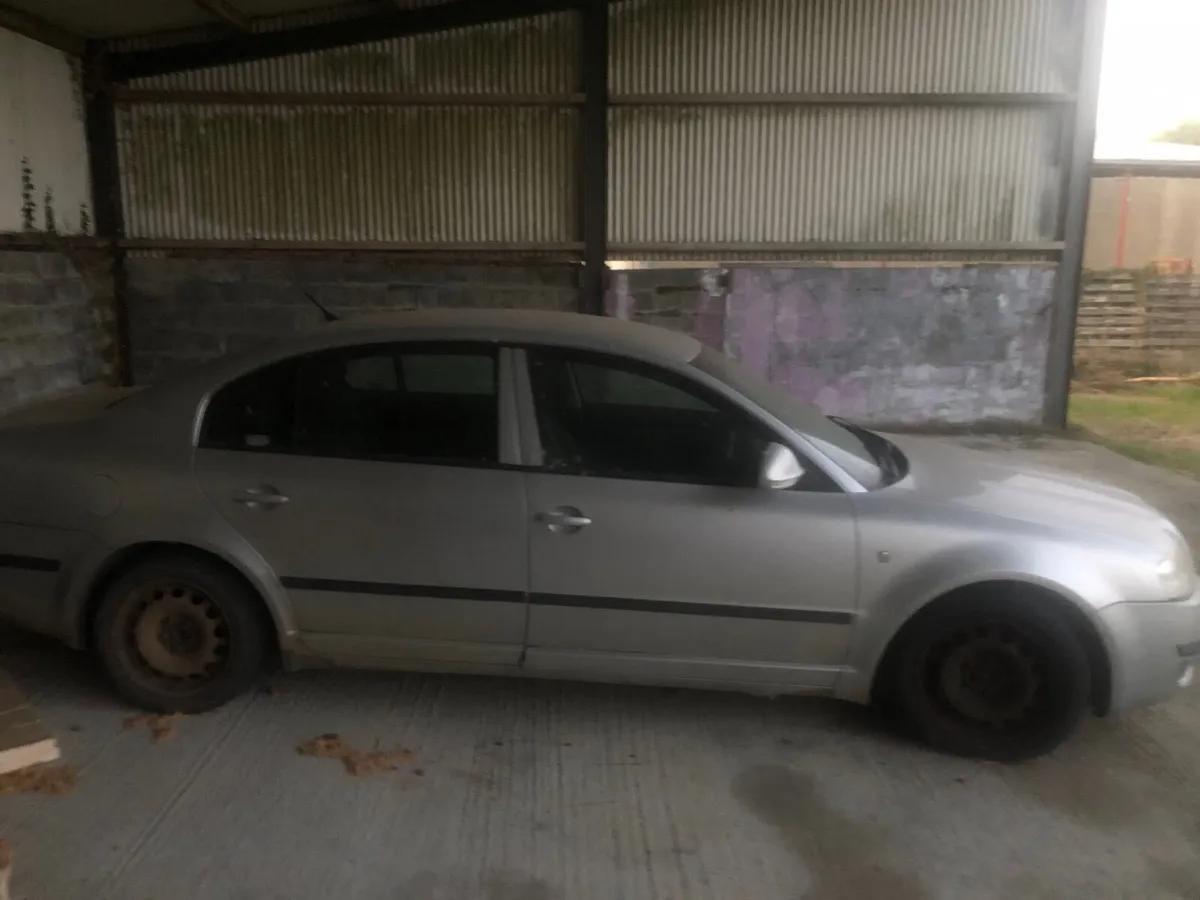 Skoda Superb 2008 - Image 2